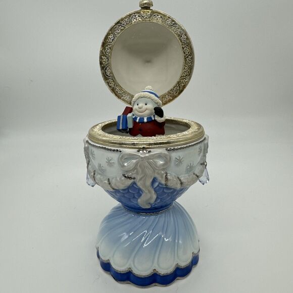 Frosty the Snowman MUSIC BOX Egg Shaped Home For The Holidays Japan 7" EUC! - Picture 9 of 16